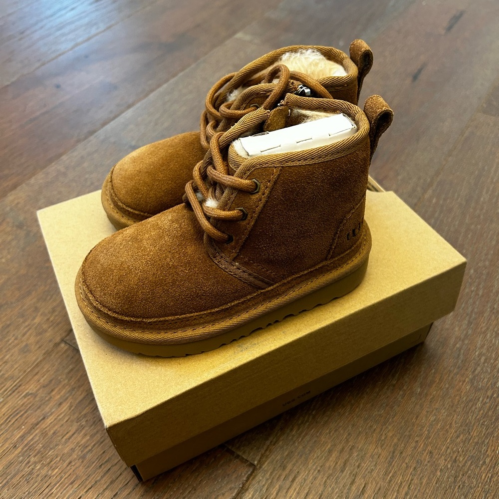 Ugg toddler boots